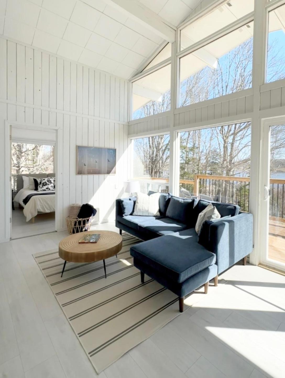 Blissful Oceanfront Cottage In Port Mouton المظهر الخارجي الصورة