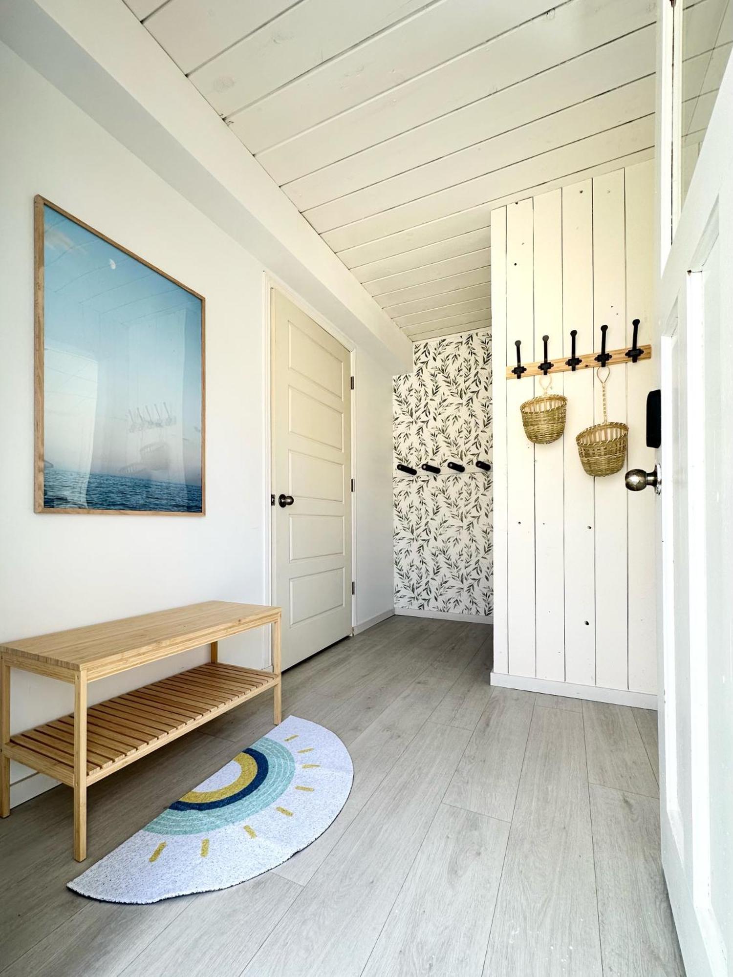 Blissful Oceanfront Cottage In Port Mouton المظهر الخارجي الصورة