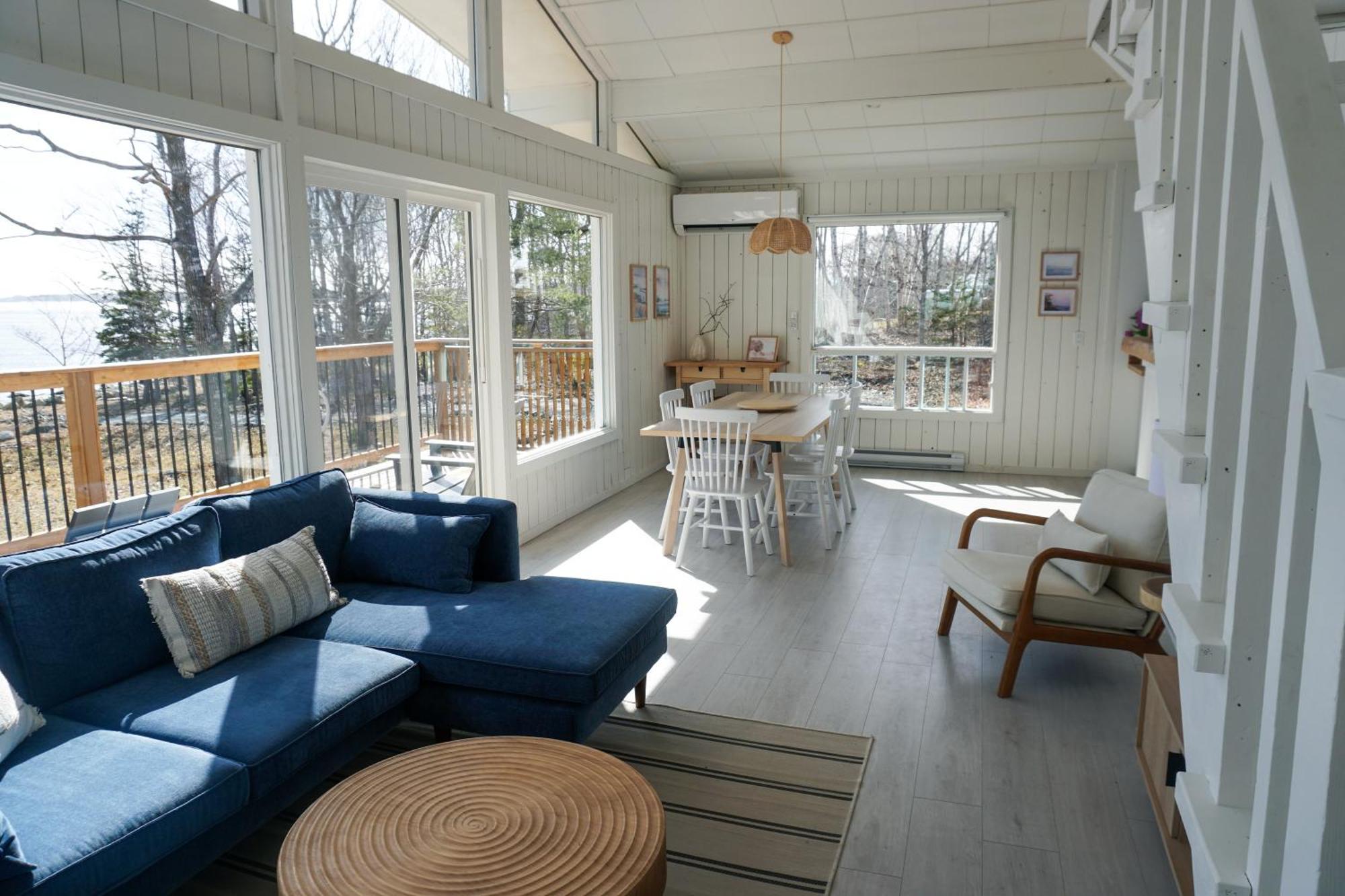 Blissful Oceanfront Cottage In Port Mouton المظهر الخارجي الصورة